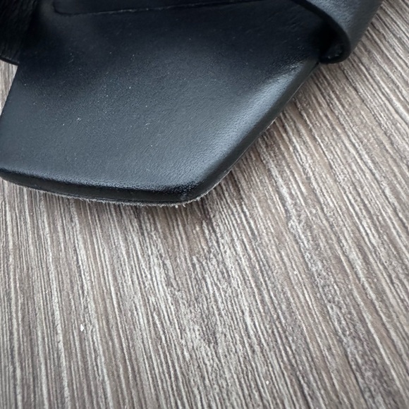 Saint Laurent Tribute Sandals - Picture 9 of 11